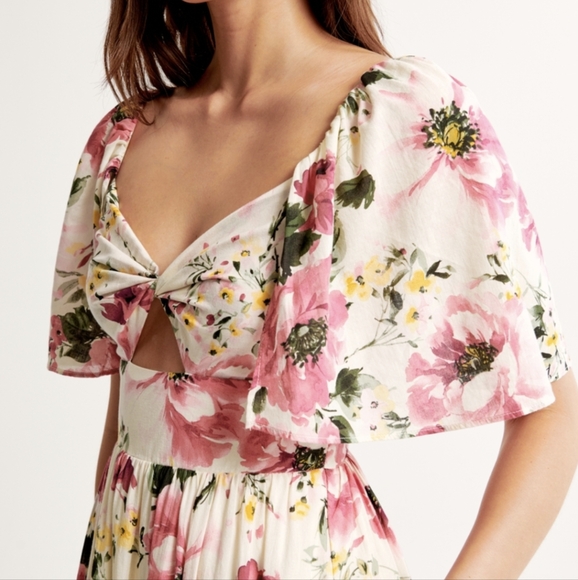 Abercrombie Twist Front Floral Tiered Maxi Dress - Picture 2 of 4